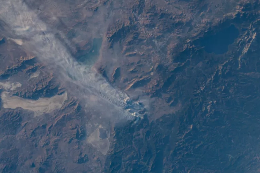 Astronauts onboard the IIS took this photograph of smoke spreading from the Beckwourth Complex / Dotta fire in California on July 9, 2021. Credits: NASA 