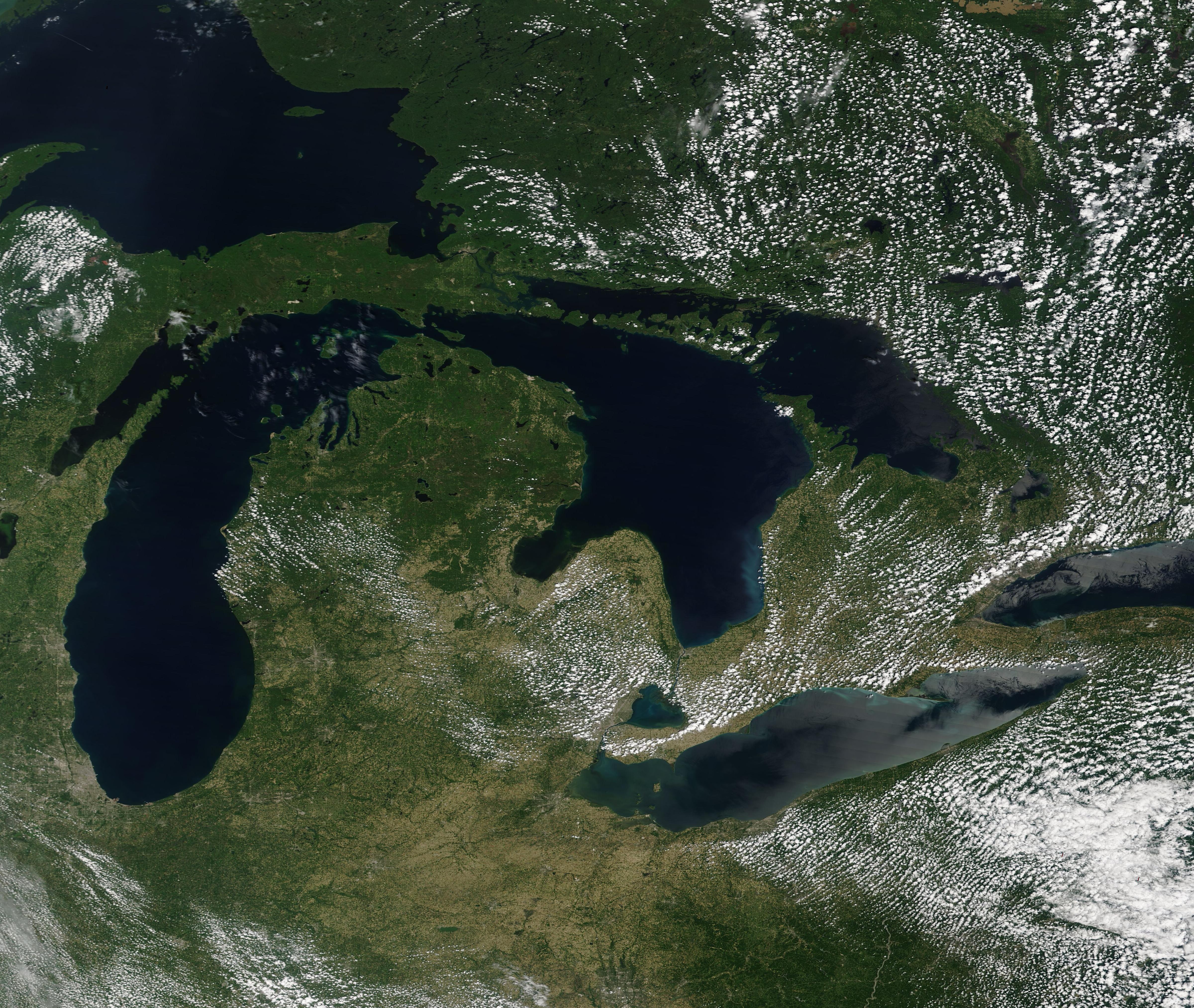 satellite image of Great Lakes region of United States