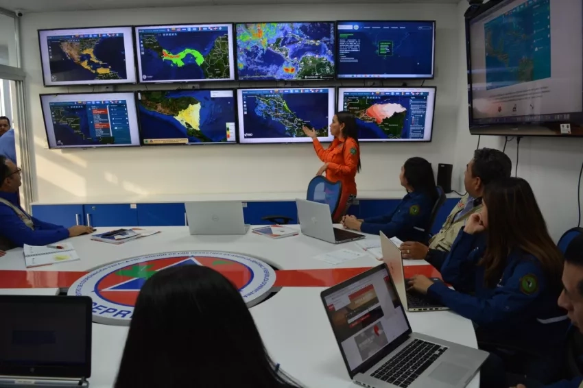 Disaster coordinators from CEPREDENAC using NASA data to analyze impacts from Hurricane Iota in Nov. 2021. Credit: CEPREDENAC