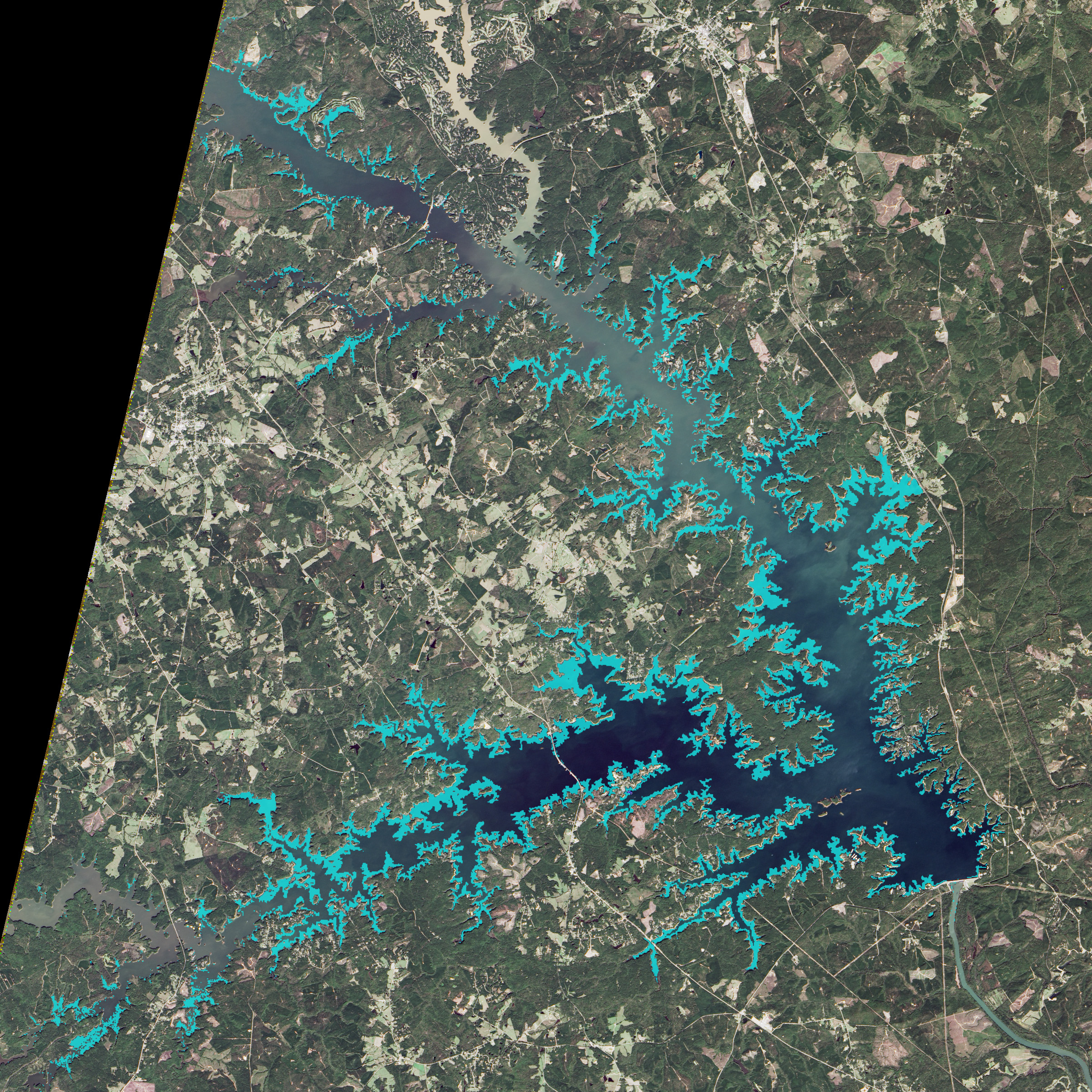 satellite image showing the edges of a water reservoir 