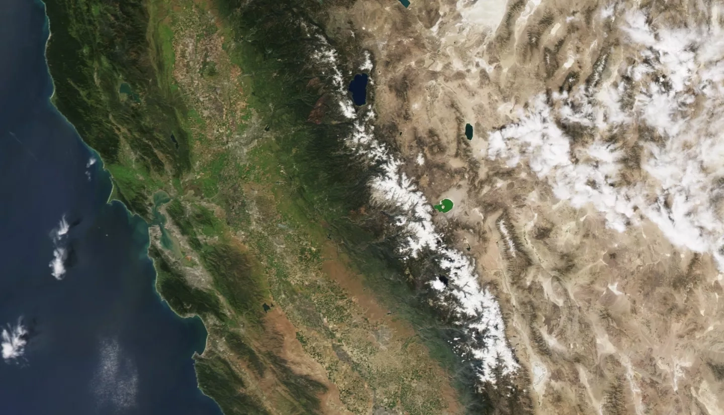 Diminished Snow Pack in the Sierra Nevada Image credit: NASA Earth Observatory