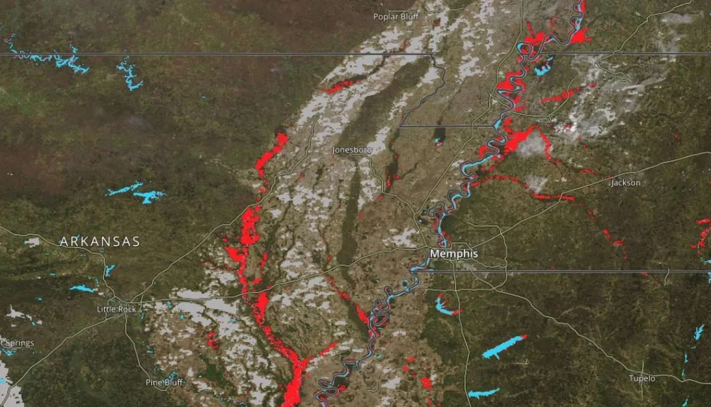 This MODIS image shows areas of flooding in south-central United States on April 4, 2021. Surface water is shown in cyan/blue and flood water in red. In this imagery, both the 2- and 3-day product layers are visible. Credits: NASA LANCE Program