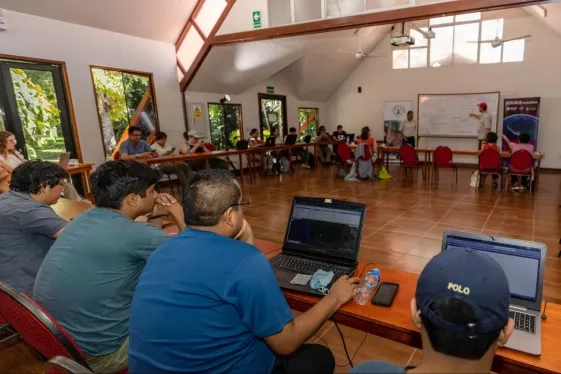 Participants make an inventory of available data during the workshop in Pucallpa, Peru. Credits: Reynaldo Vela, USAID